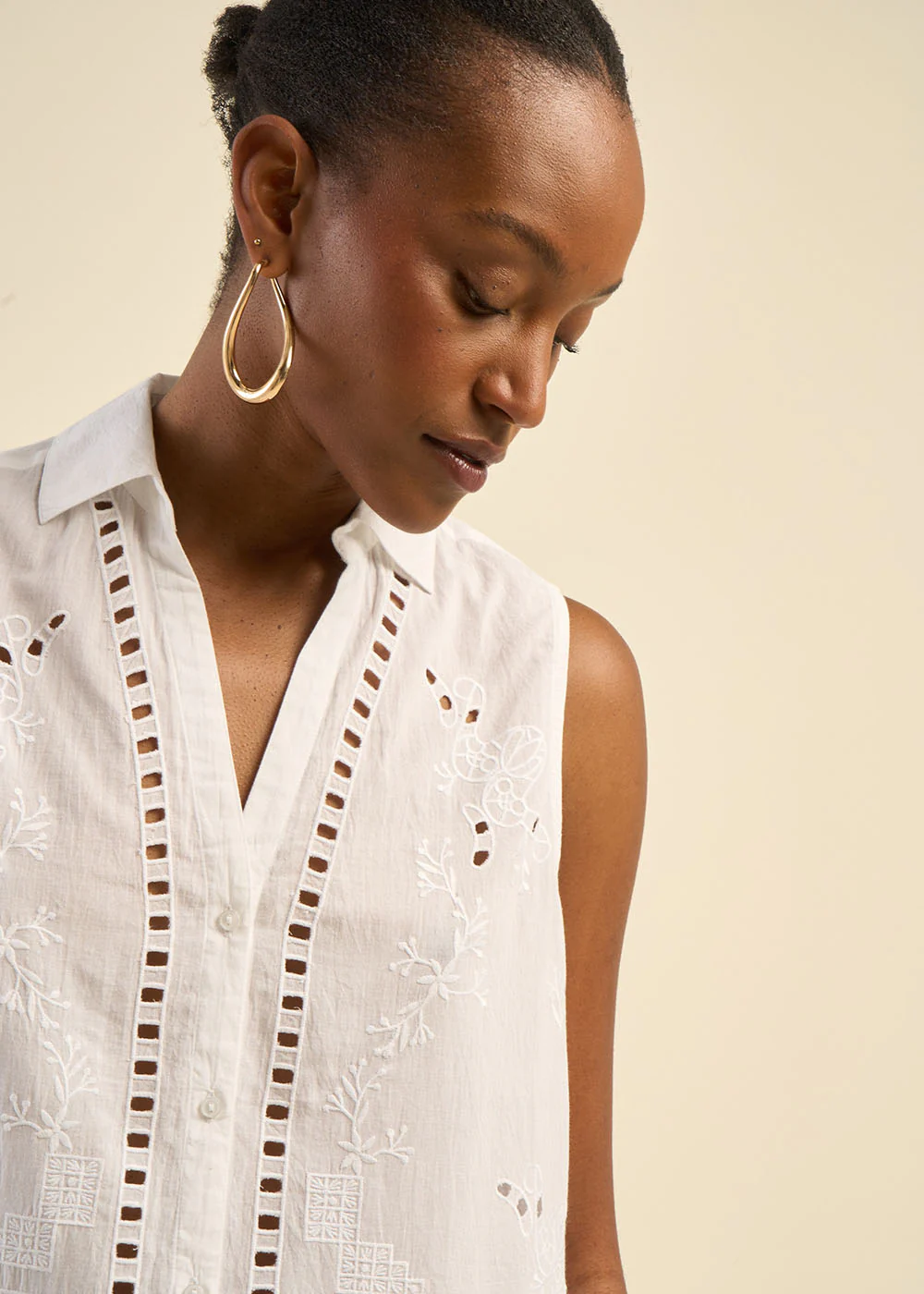 Chemise sans manches brodée - Image 2