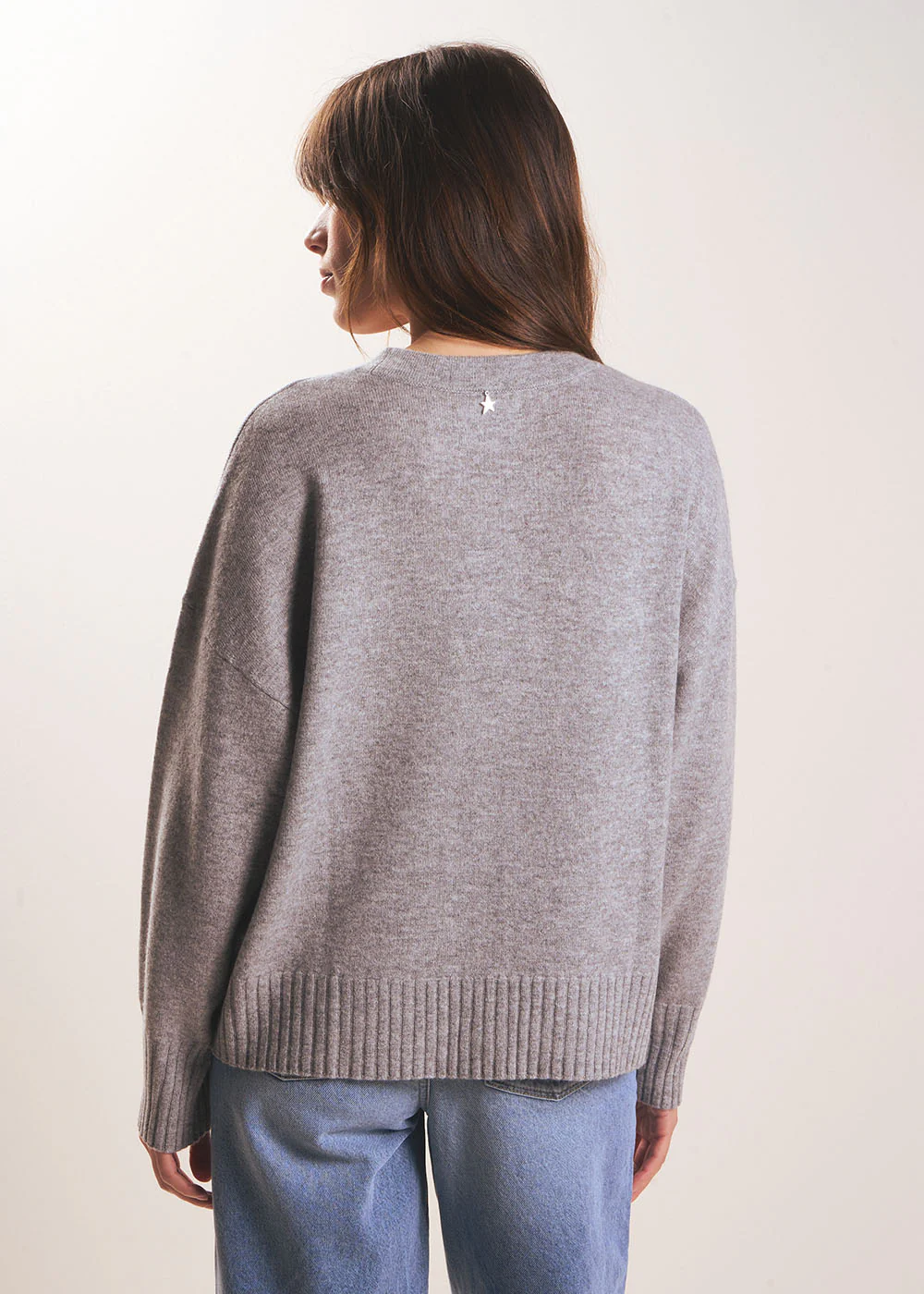 Gilet ample avec col V en cachemire - Image 3