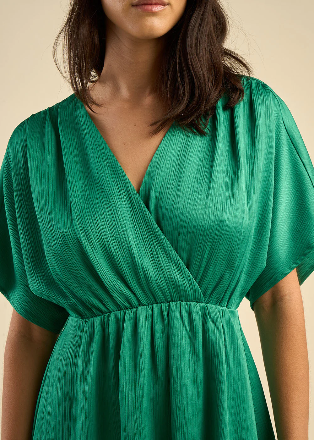Robe courte à volants - Image 2