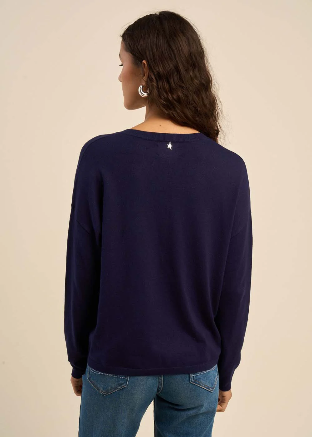 Pull maille fine col V - Image 3