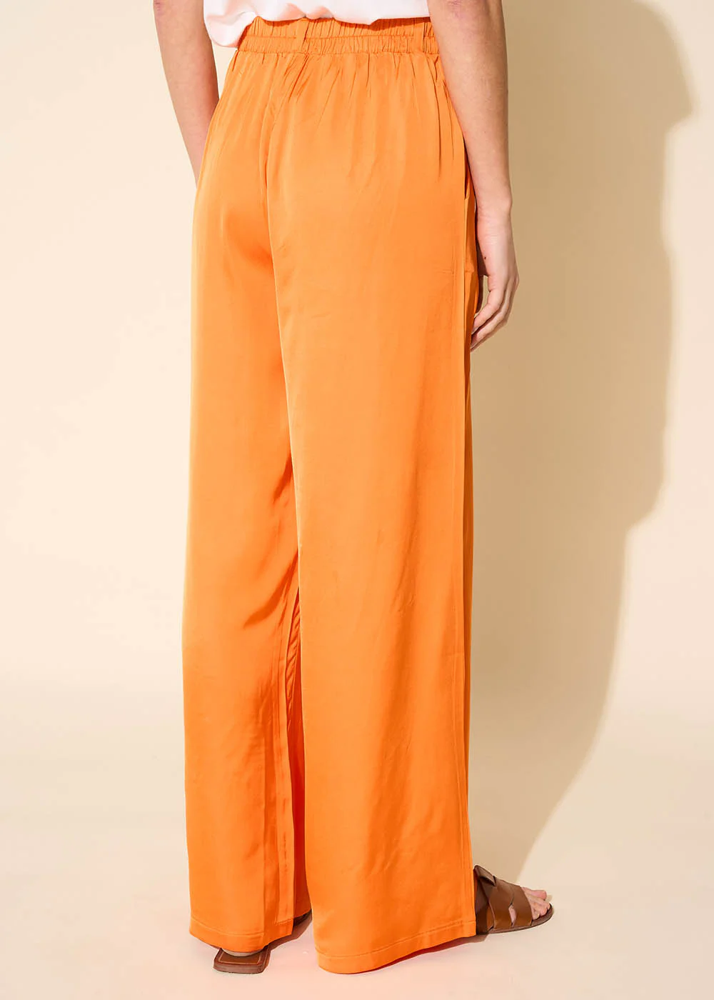 Pantalon large en satin - Image 3