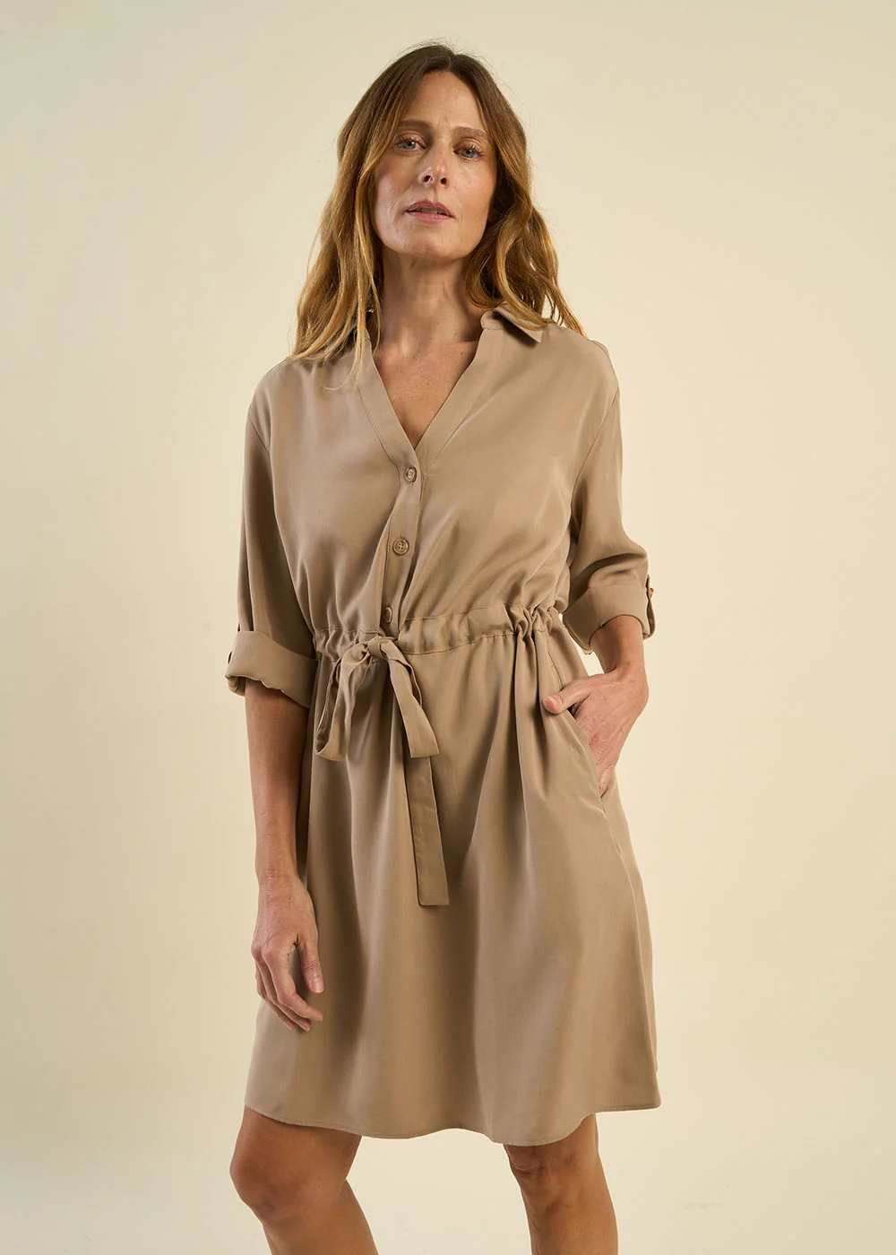 Robe courte ceinturée manches 3/4 - Image 7