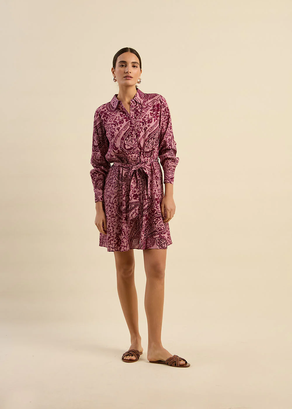 Robe courte à motifs - Image 5