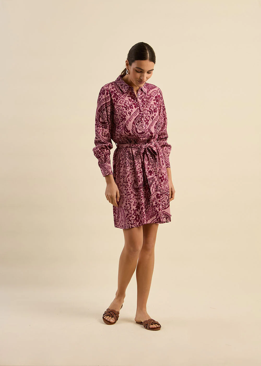 Robe courte à motifs - Image 6