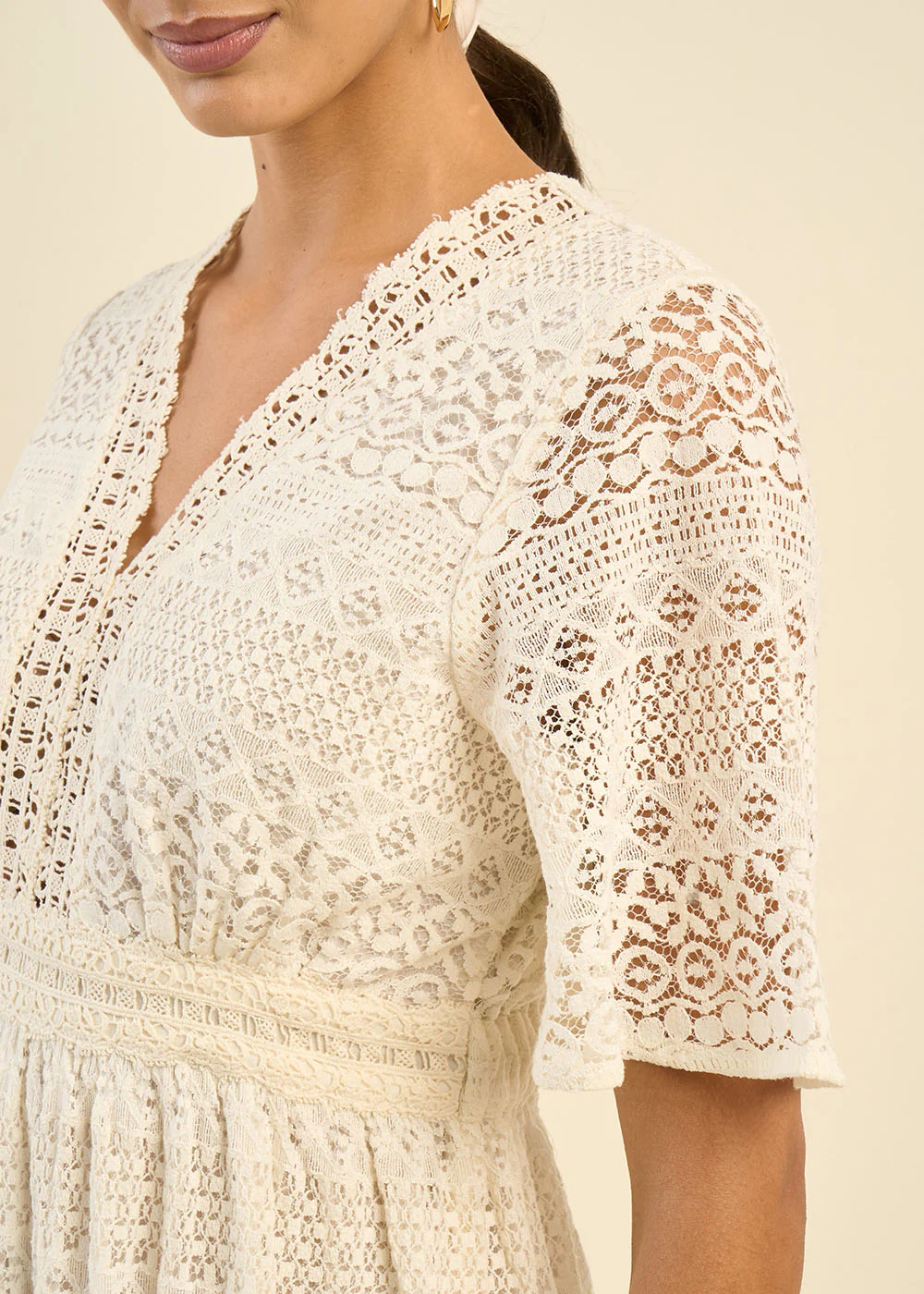 Robe longue en dentelle - Image 4