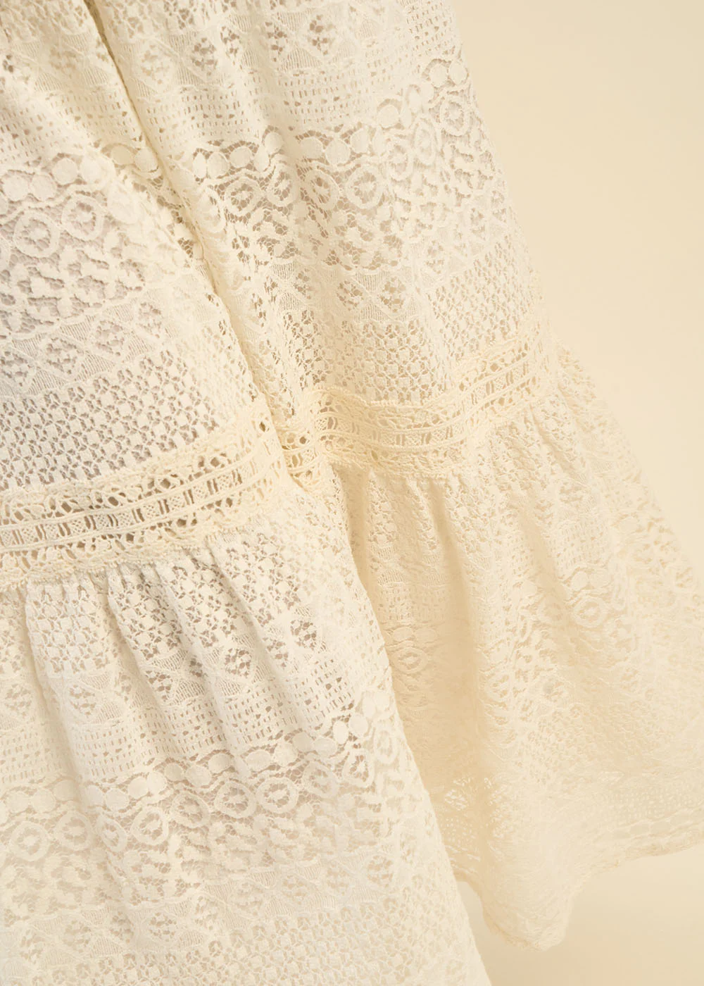 Robe longue en dentelle - Image 7