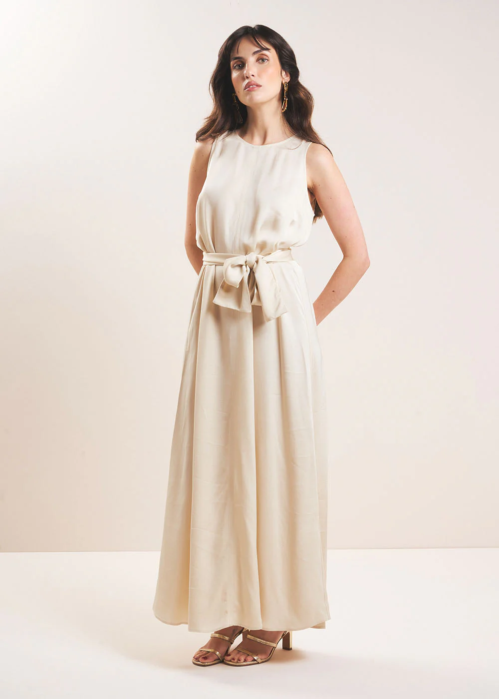 Robe longue satinée - Image 6