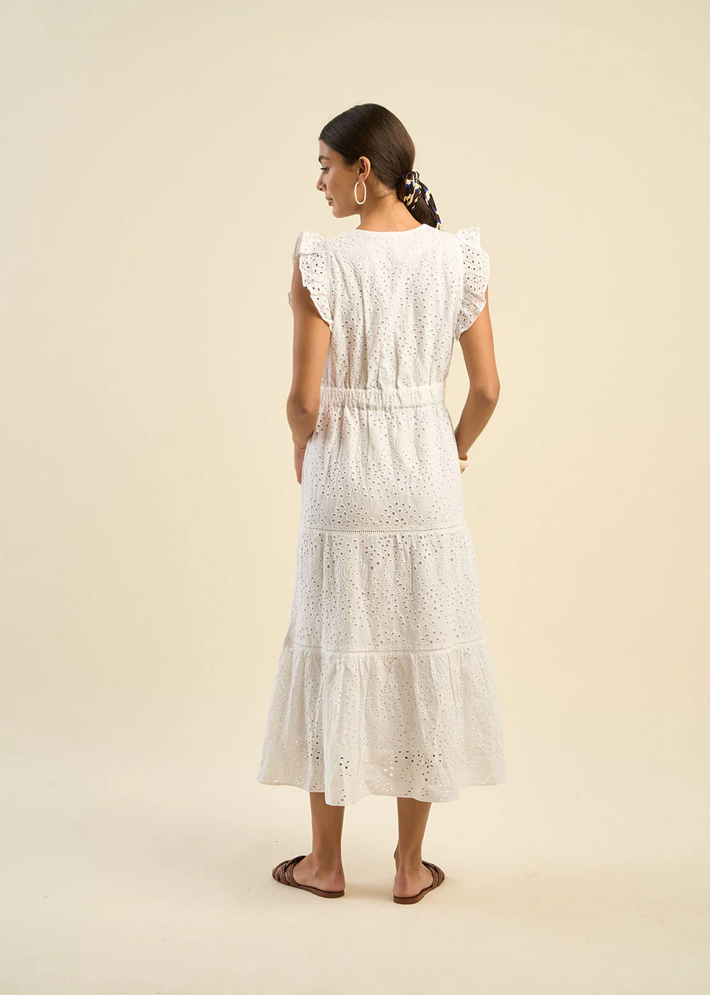 Robe longue en broderie anglaise - Image 3