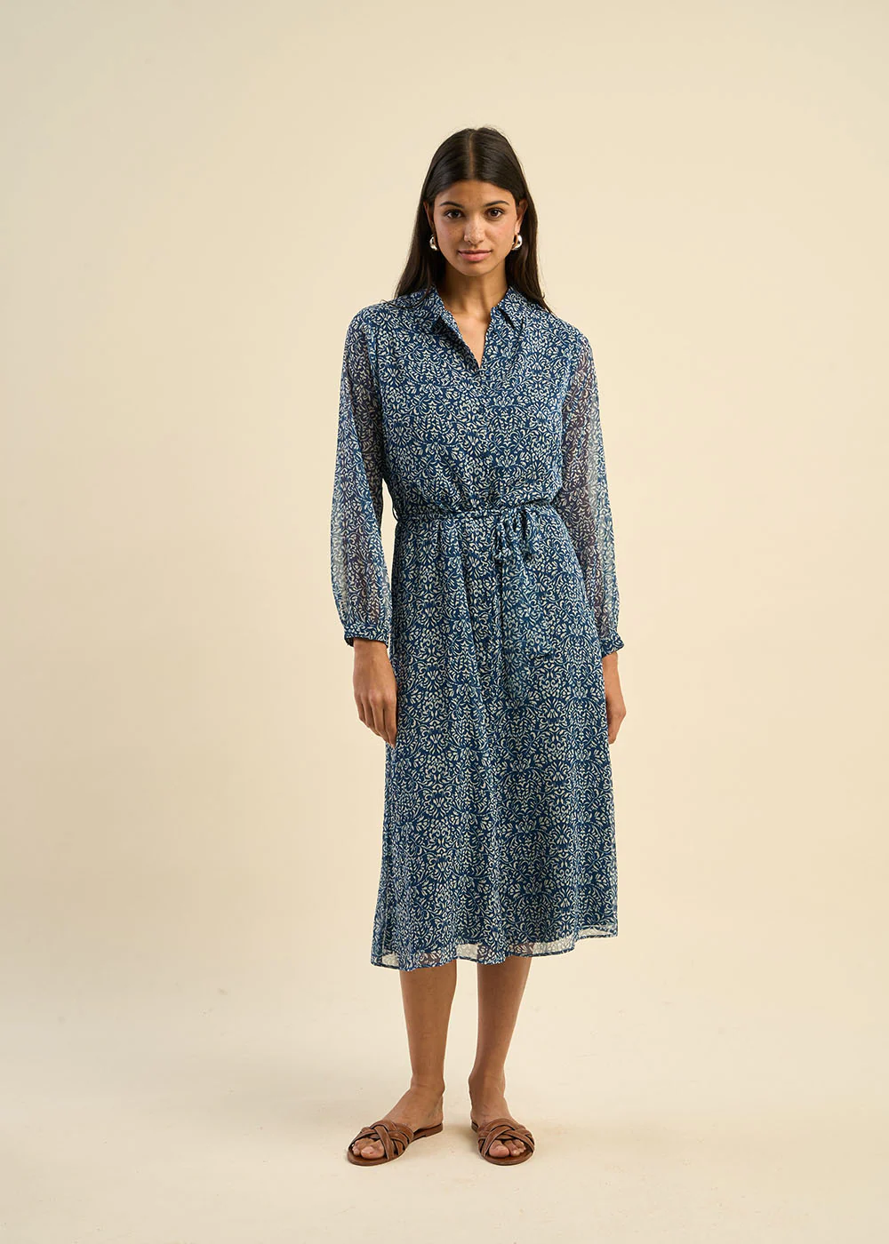 Robe chemise imprimée et longue - Image 5
