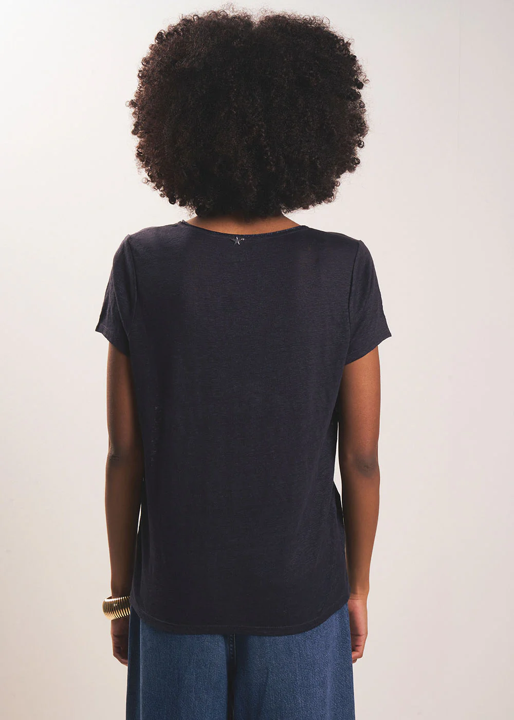 Tee-shirt à col V - Image 3